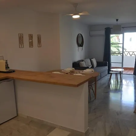 Benalmadena Beach Apartment Lägenhet